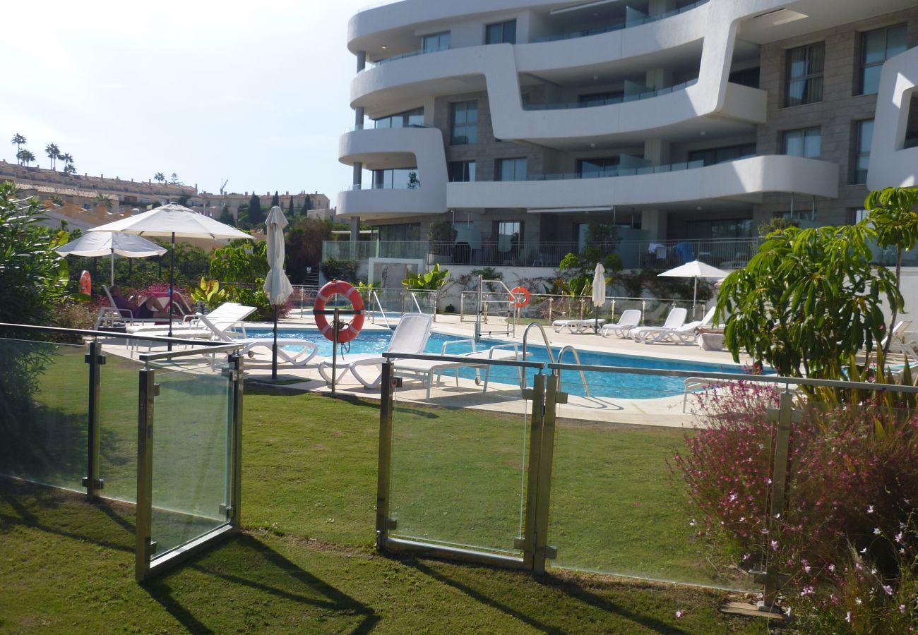Apartamento en Mijas Costa - Luxury Sea View Apt Fuengirola Seafront