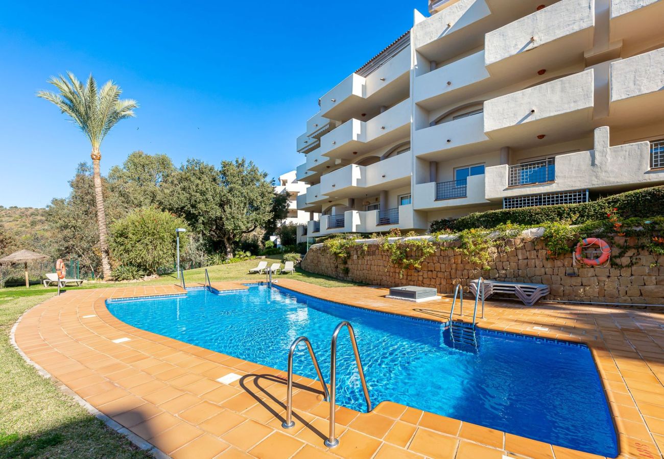 Apartamento en Marbella - Green Hills Chic 3 Bed Apt Elviria, Marbella