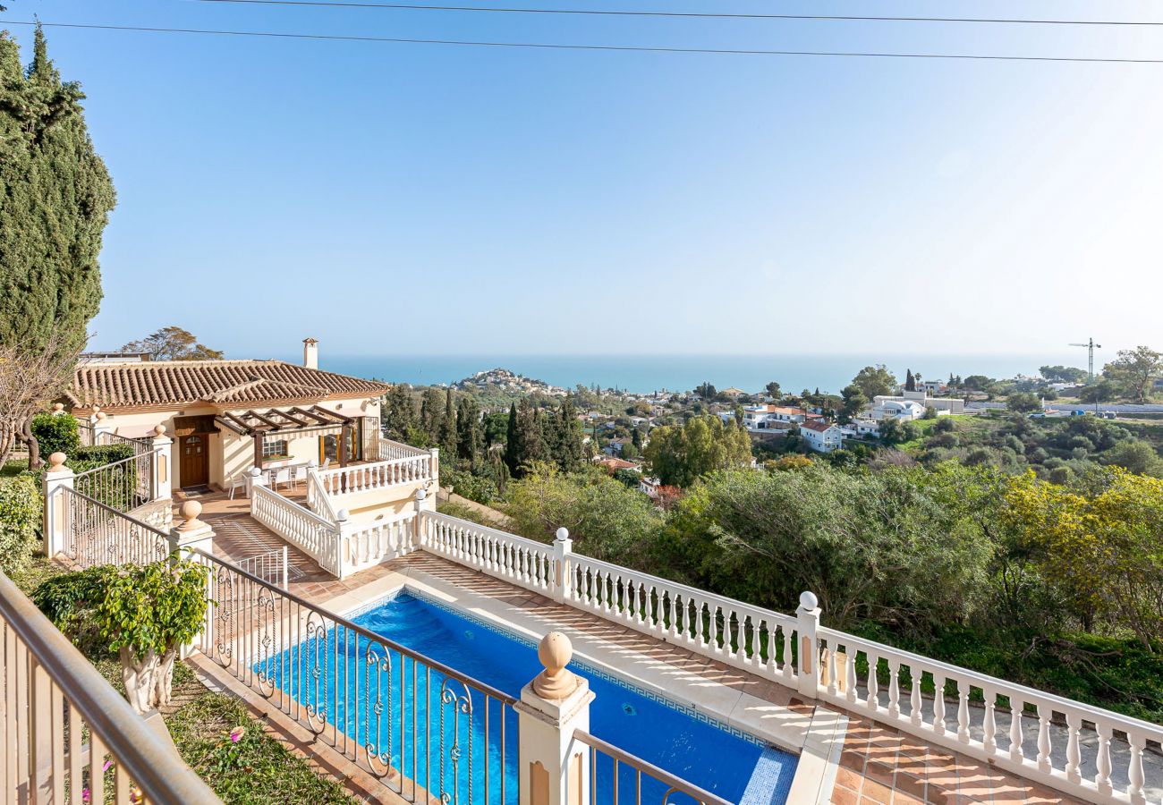 Villa in Benalmádena - Luxury Villa Sea Views Benalmadena Pueblo